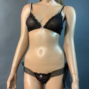 Triangle small  bra with Ribbon  tie panties  Black tulle with pink dots, Design